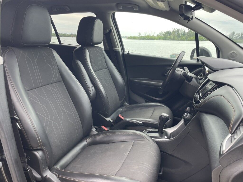 2019 Chevrolet Trax LT~LOW MILES~CRUISE CONTROL~POWER SEAT~APPLE CAR PLAY~ONLINE FIN Sarasota FL