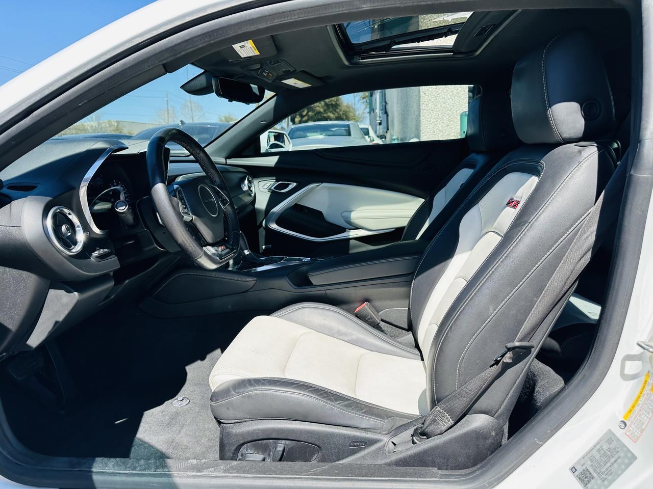 2019 Chevrolet camaro 2SS w/ SS Performance Pkg. Dallas TX