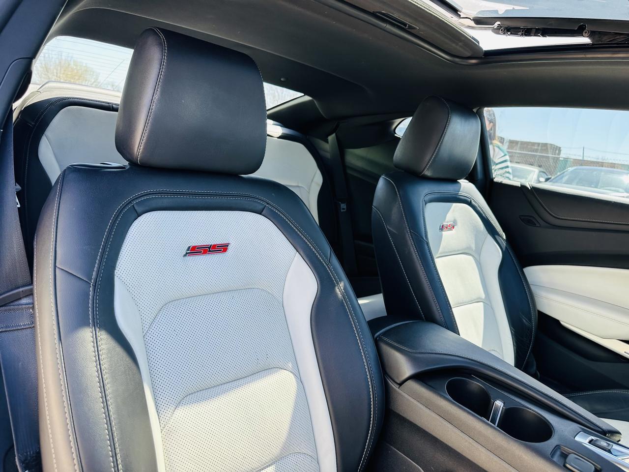 2019 Chevrolet camaro 2SS w/ SS Performance Pkg. Dallas TX