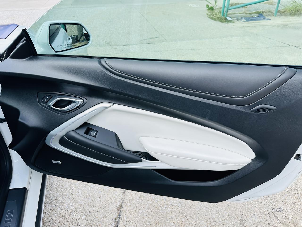 2019 Chevrolet camaro 2SS w/ SS Performance Pkg. Dallas TX