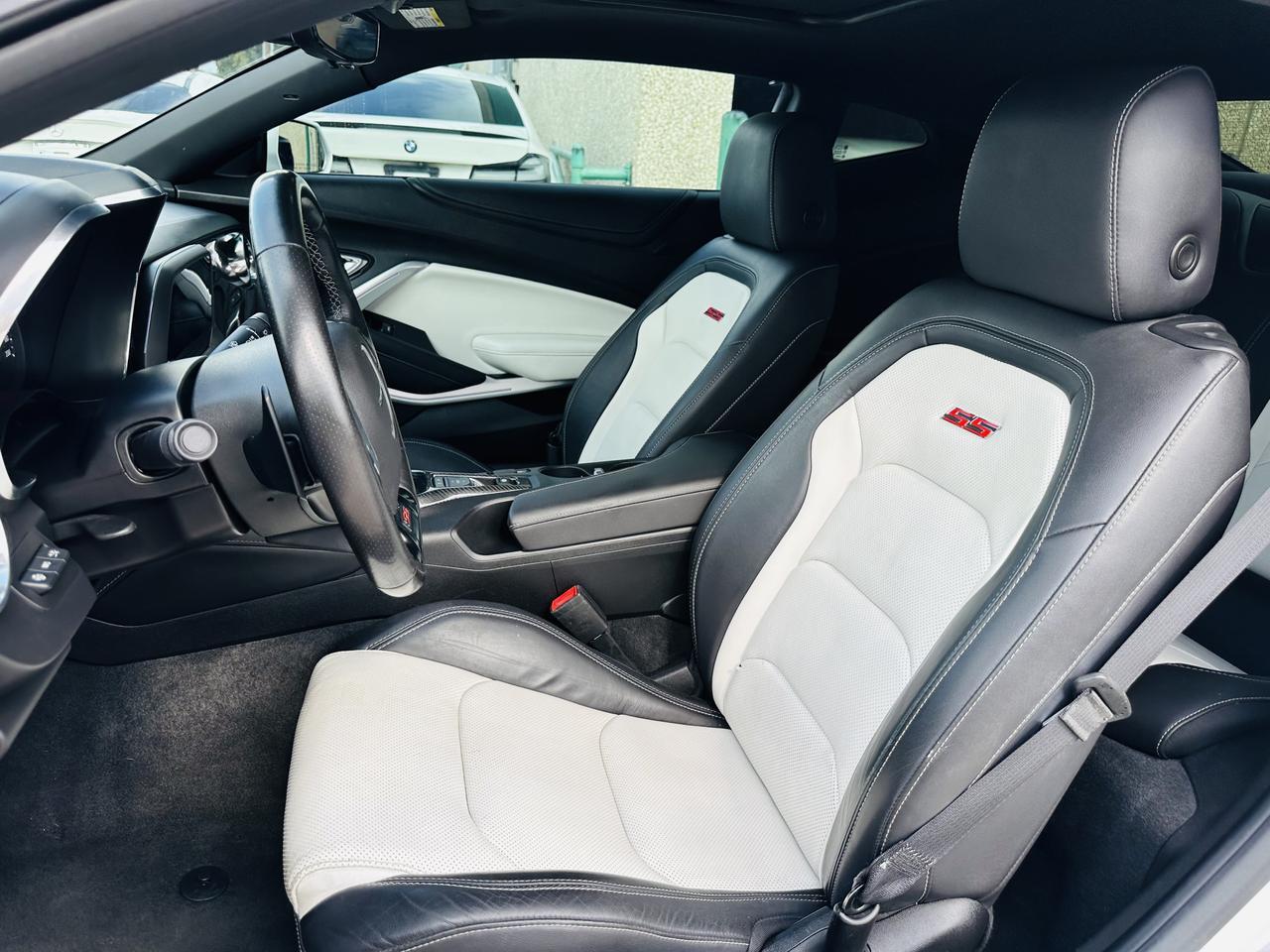 2019 Chevrolet camaro 2SS w/ SS Performance Pkg. Dallas TX