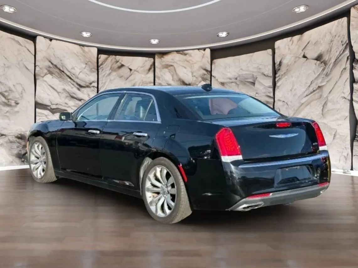 2019 Chrysler 300 300 Limited Sedan 4D Cincinnati OH