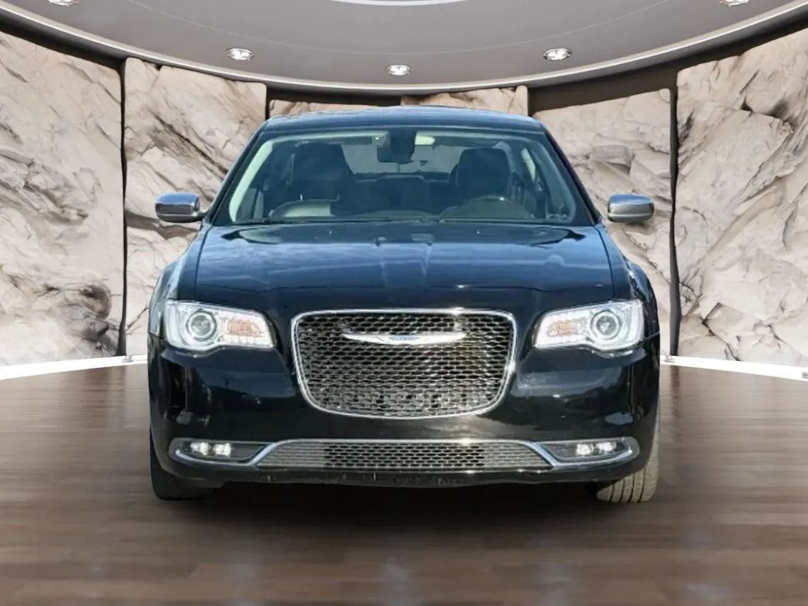 2019 Chrysler 300 300 Limited Sedan 4D Cincinnati OH