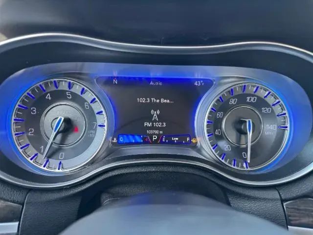 2019 Chrysler 300 300 Limited Sedan 4D Cincinnati OH