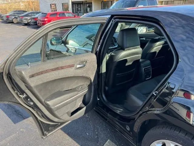 2019 Chrysler 300 300 Limited Sedan 4D Cincinnati OH