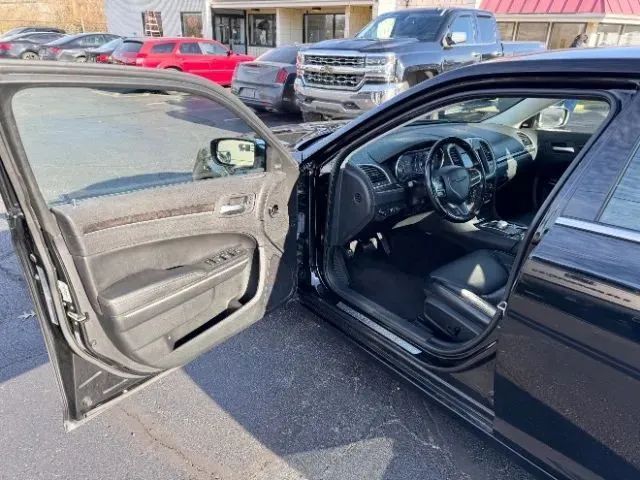 2019 Chrysler 300 300 Limited Sedan 4D Cincinnati OH