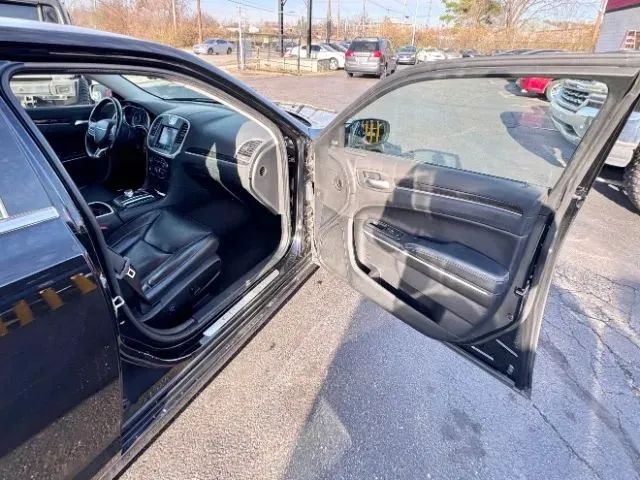 2019 Chrysler 300 300 Limited Sedan 4D Cincinnati OH