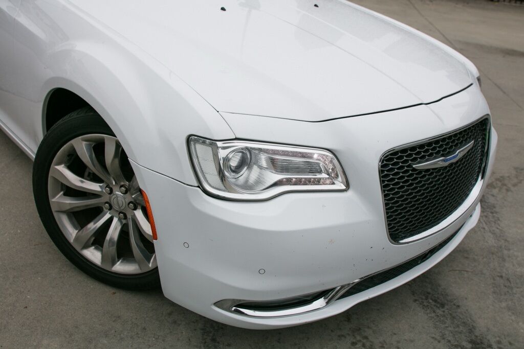 2019 Chrysler 300 Limited