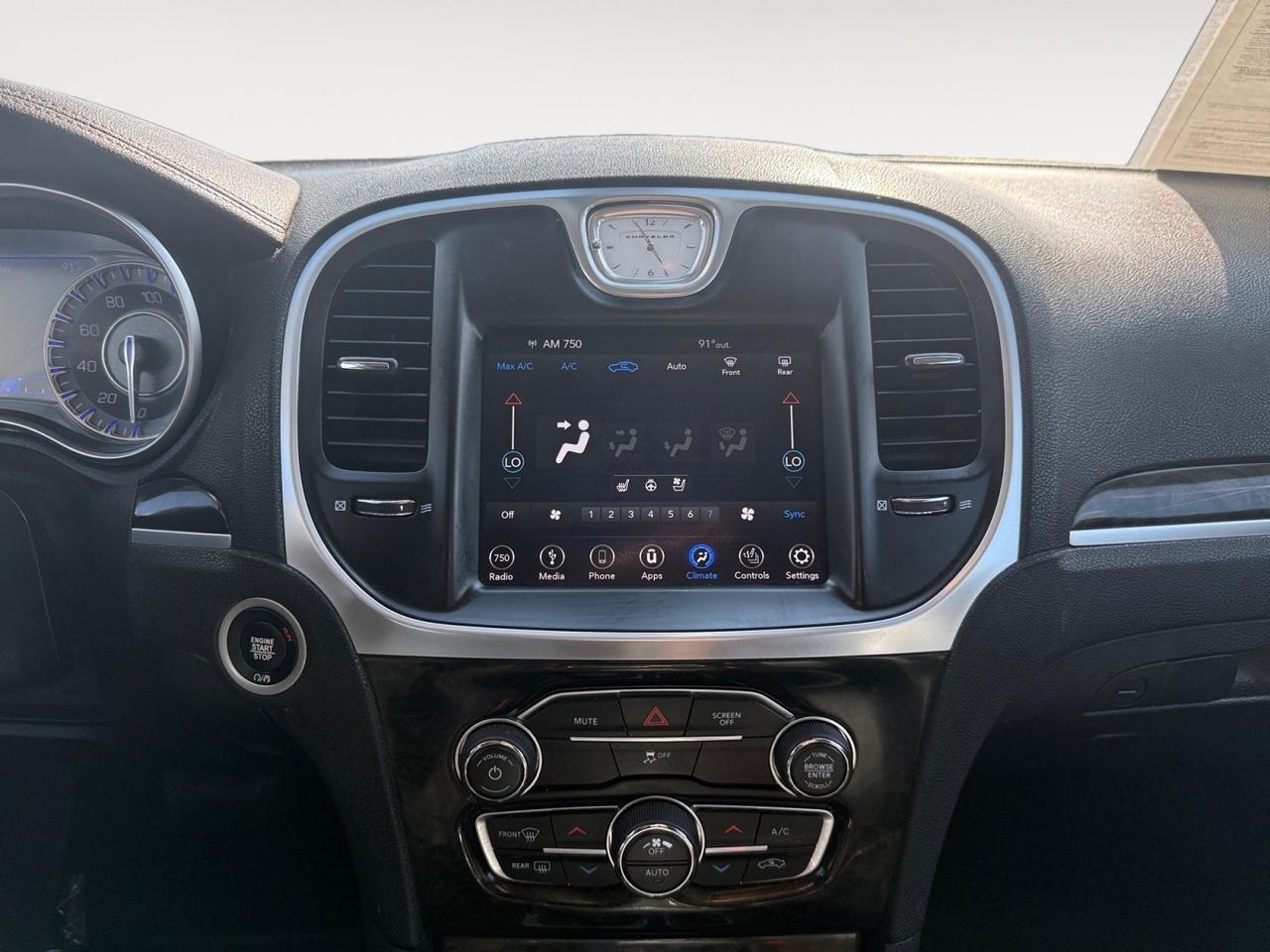 2019 Chrysler 300 Limited, BLUETOOTH, POWER/HEATED MIRRORS, APPLE CARPLAY/ANDROID AUTO, HEATED STEERING WHEEL, UNIVERSAL GARAGE DOOR OPENER, REMOTE KEYLESS ENTRY, BACKUP CAMERA, THIS BEAST IS READY TO TAKE ON THE ROAD! Norfolk VA