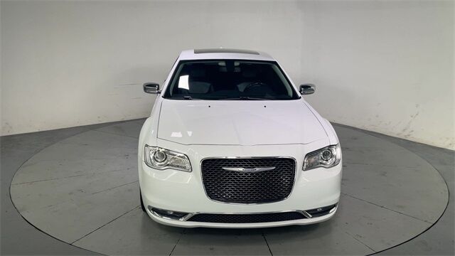 2019 Chrysler 300 Limited
