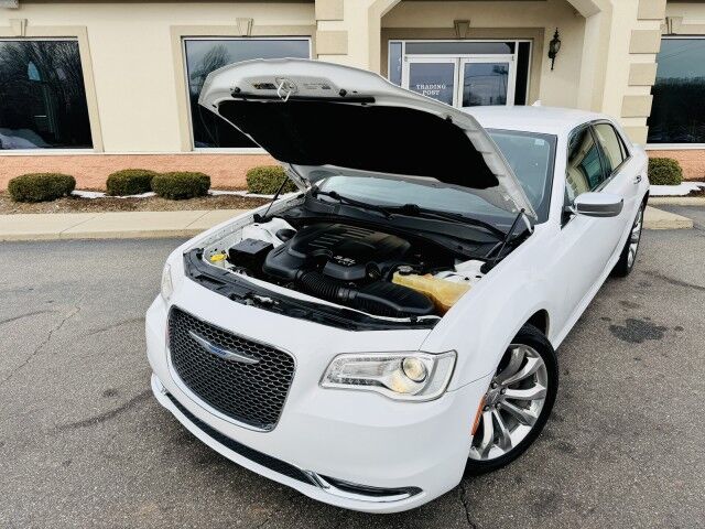 2019 Chrysler 300 Limited Conover NC