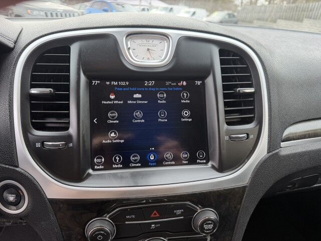 2019 Chrysler 300 Limited Conover NC