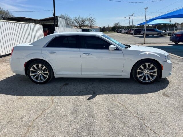 2019 Chrysler 300 Limited Gainesville TX