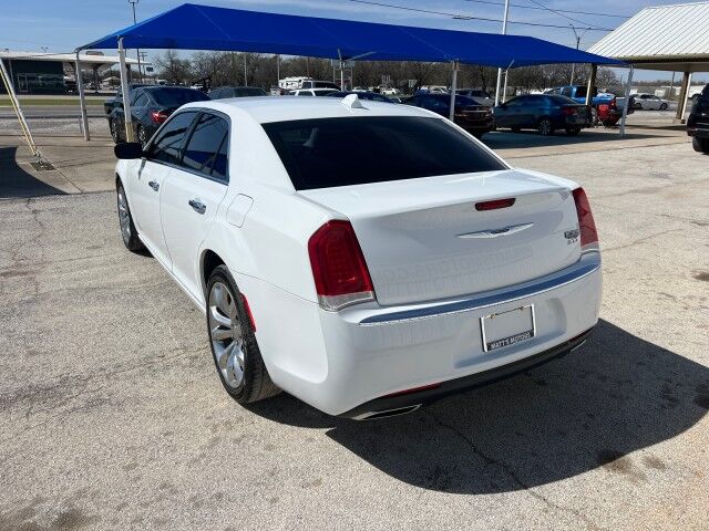 2019 Chrysler 300 Limited