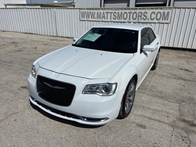 2019 Chrysler 300 Limited