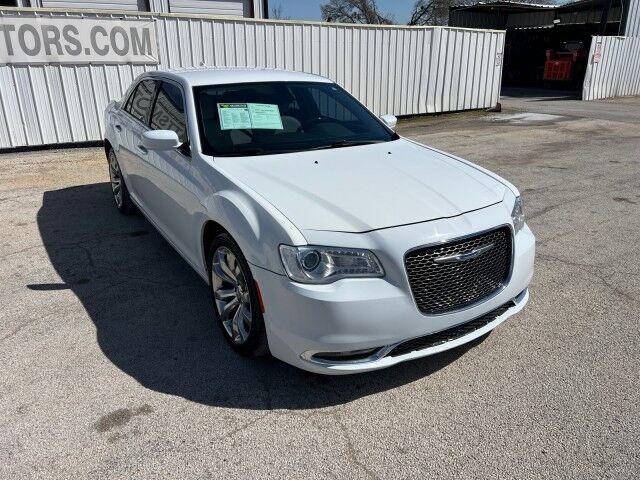 2019 Chrysler 300 Limited Gainesville TX