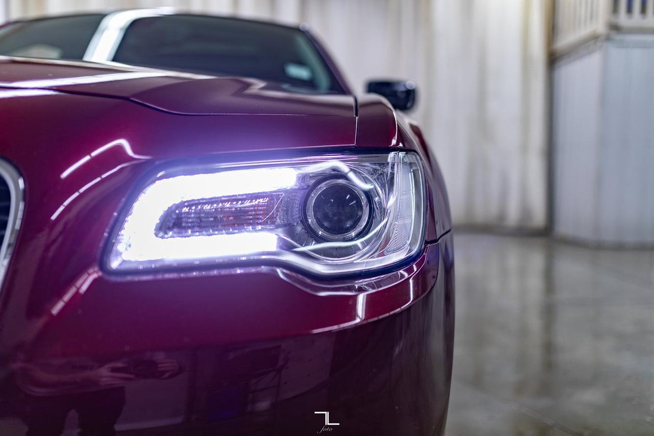 2019 Chrysler 300 Limited Leather Roof Nav BCam Red Deer AB