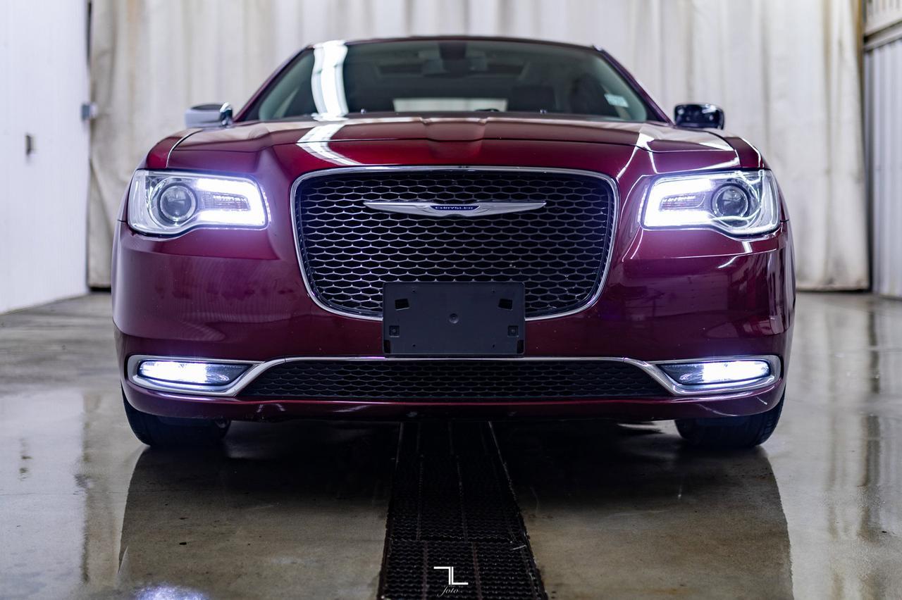 2019 Chrysler 300 Limited Leather Roof Nav BCam Red Deer AB