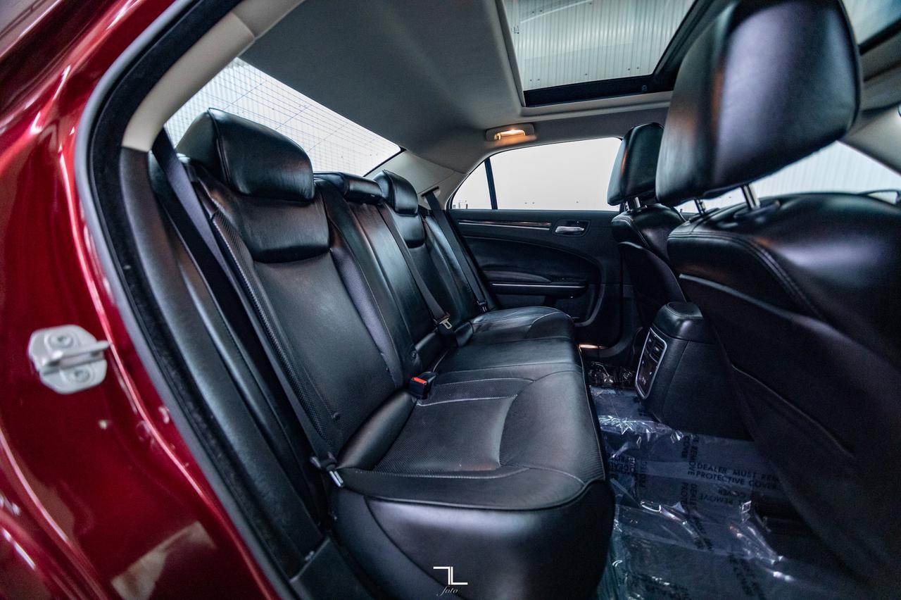 2019 Chrysler 300 Limited Leather Roof Nav BCam Red Deer AB