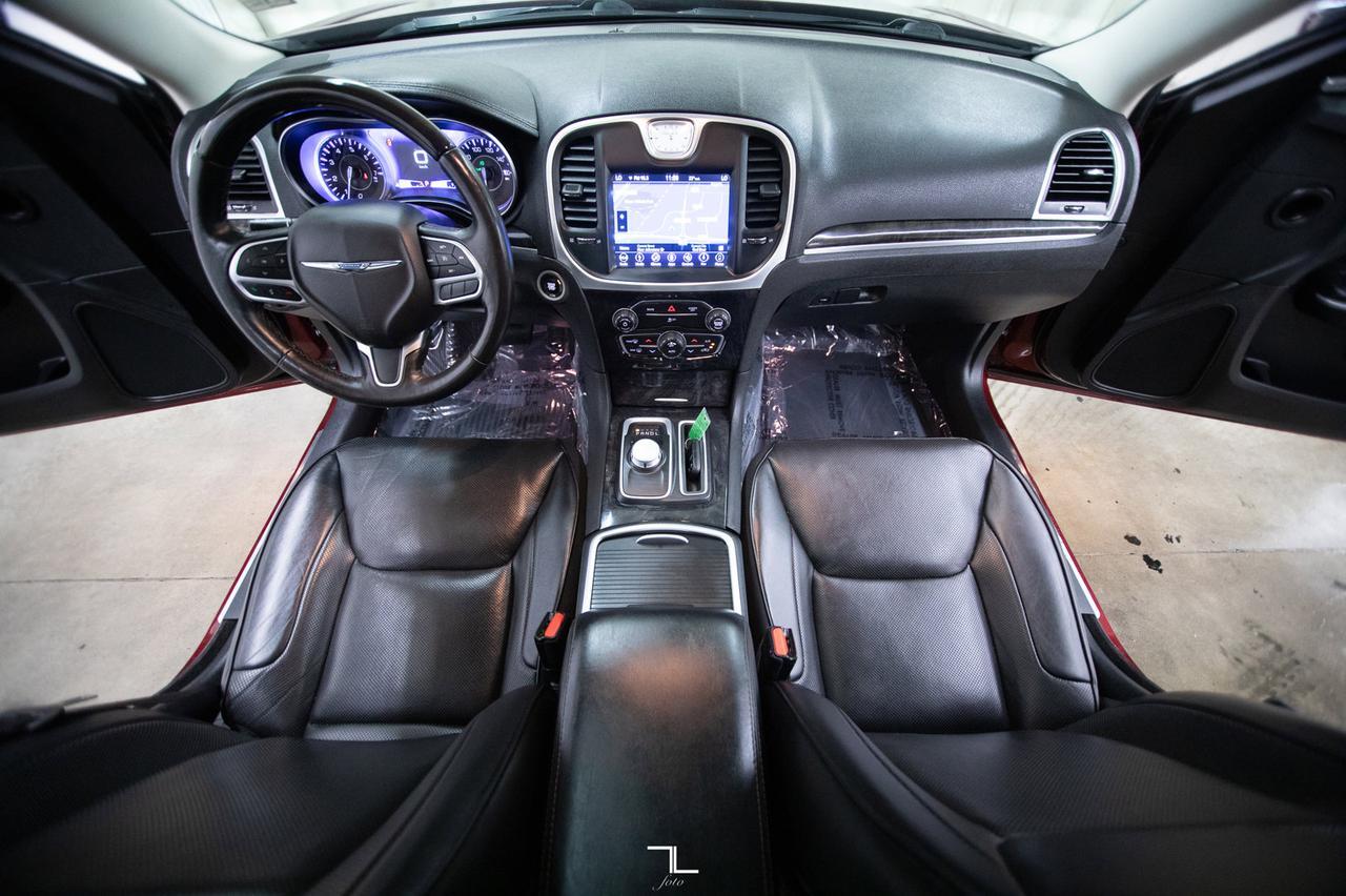 2019 Chrysler 300 Limited Leather Roof Nav BCam Red Deer AB