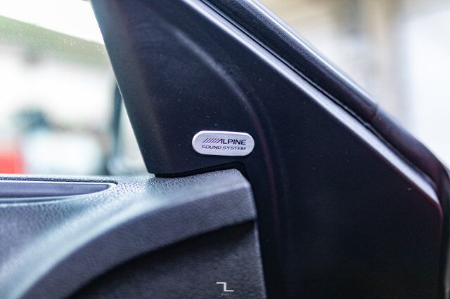 2019 Chrysler 300 Limited Leather Roof Nav BCam Red Deer AB