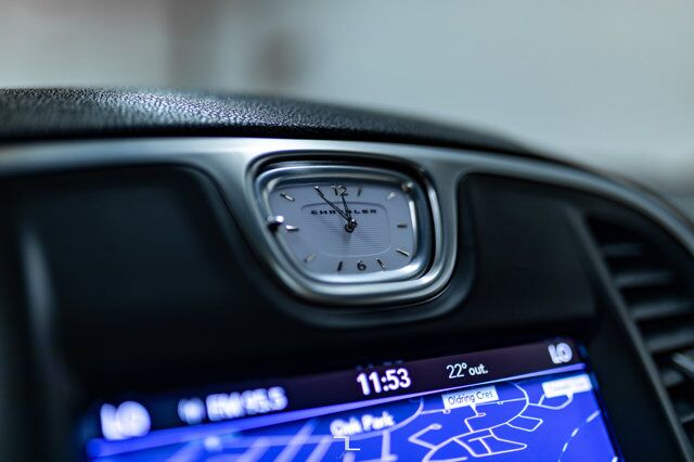 2019 Chrysler 300 Limited Leather Roof Nav BCam Red Deer AB