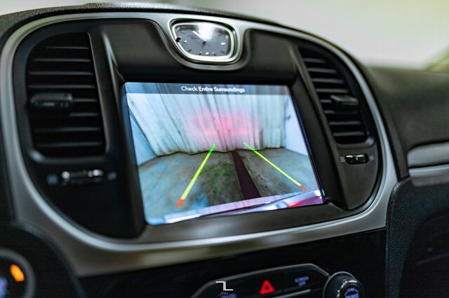 2019 Chrysler 300 Limited Leather Roof Nav BCam Red Deer AB