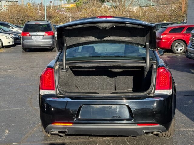 2019 Chrysler 300 Limited RWD Cincinnati OH