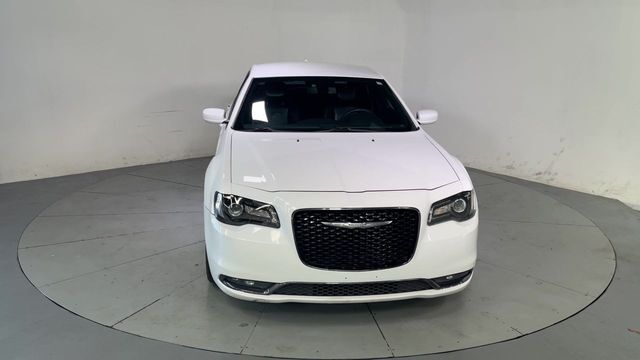 2019 Chrysler 300 S