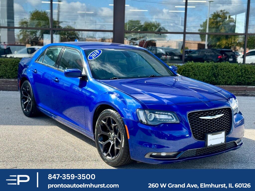 2019 Chrysler 300