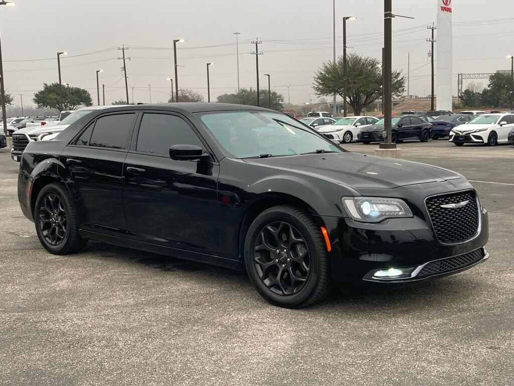 2019 Chrysler 300 S