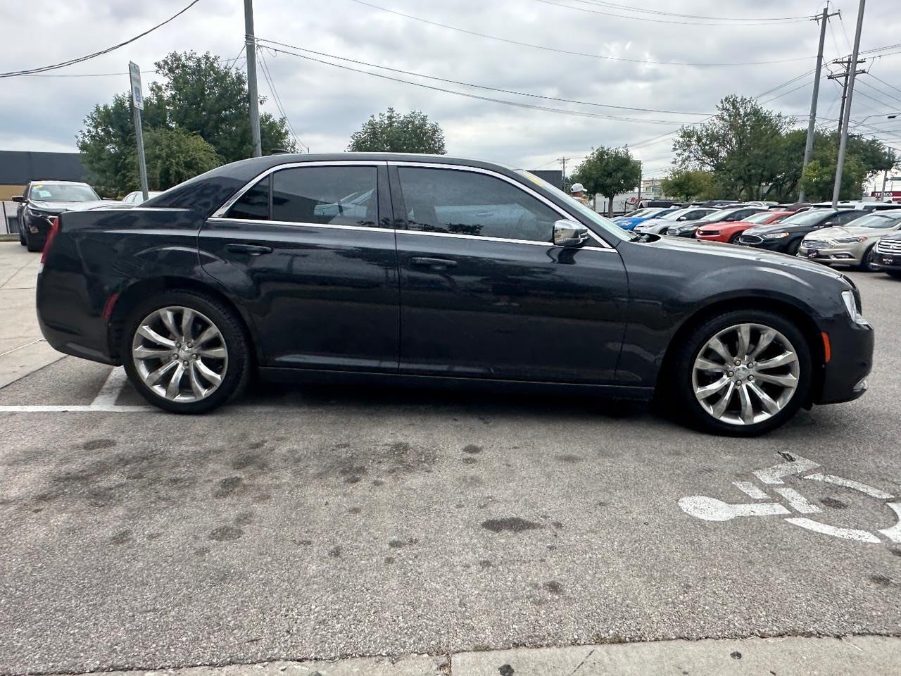 2019 Chrysler 300 Touring Austin TX