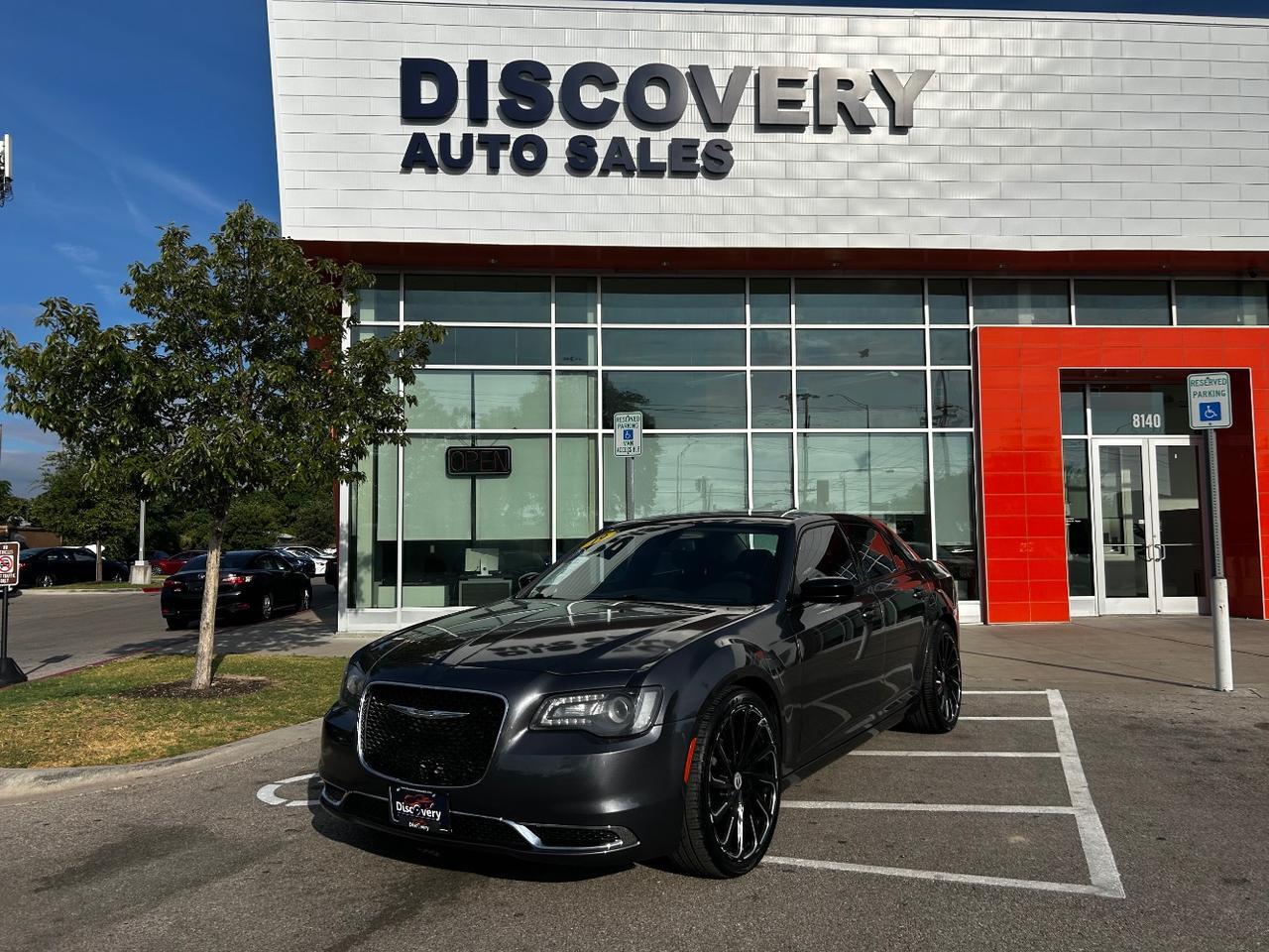2019 Chrysler 300 Touring