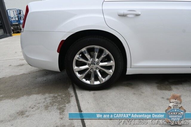 2019 Chrysler 300 Touring L / AWD / AutoStart / Convenience Pkg / Power & Heated Leather Seats / Panoramic Sunroof / Navigation / Apple CarPlay & Android Auto / Keyless Entry & Start / 27 MPG / 1-Owner Anchorage AK