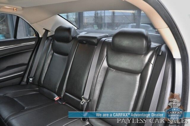 2019 Chrysler 300 Touring L / AWD / AutoStart / Convenience Pkg / Power & Heated Leather Seats / Panoramic Sunroof / Navigation / Apple CarPlay & Android Auto / Keyless Entry & Start / 27 MPG / 1-Owner Anchorage AK
