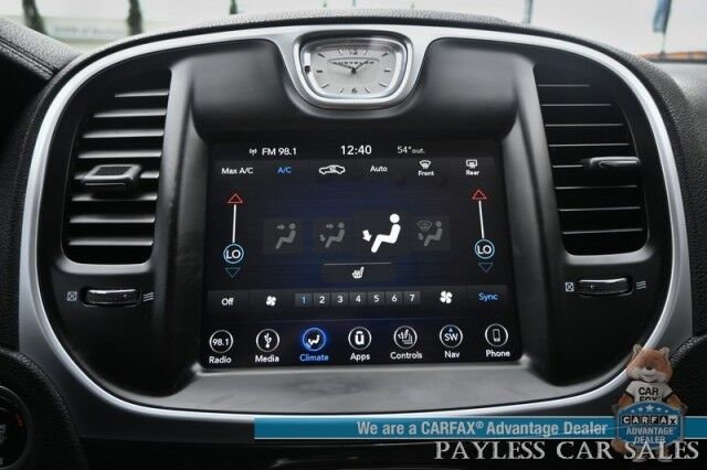2019 Chrysler 300 Touring L / AWD / AutoStart / Convenience Pkg / Power & Heated Leather Seats / Panoramic Sunroof / Navigation / Apple CarPlay & Android Auto / Keyless Entry & Start / 27 MPG / 1-Owner Anchorage AK
