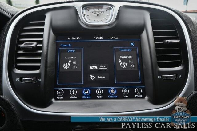 2019 Chrysler 300 Touring L / AWD / AutoStart / Convenience Pkg / Power & Heated Leather Seats / Panoramic Sunroof / Navigation / Apple CarPlay & Android Auto / Keyless Entry & Start / 27 MPG / 1-Owner Anchorage AK