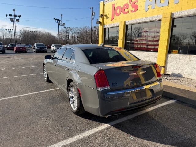 2019 Chrysler 300 Touring L Indianapolis IN