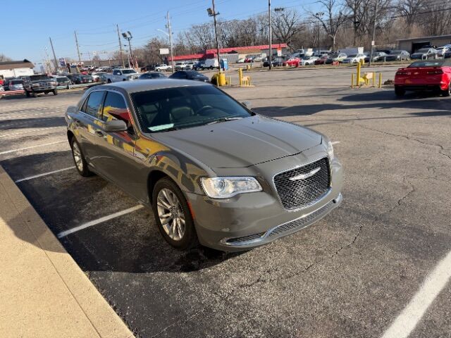 2019 Chrysler 300 Touring L Indianapolis IN