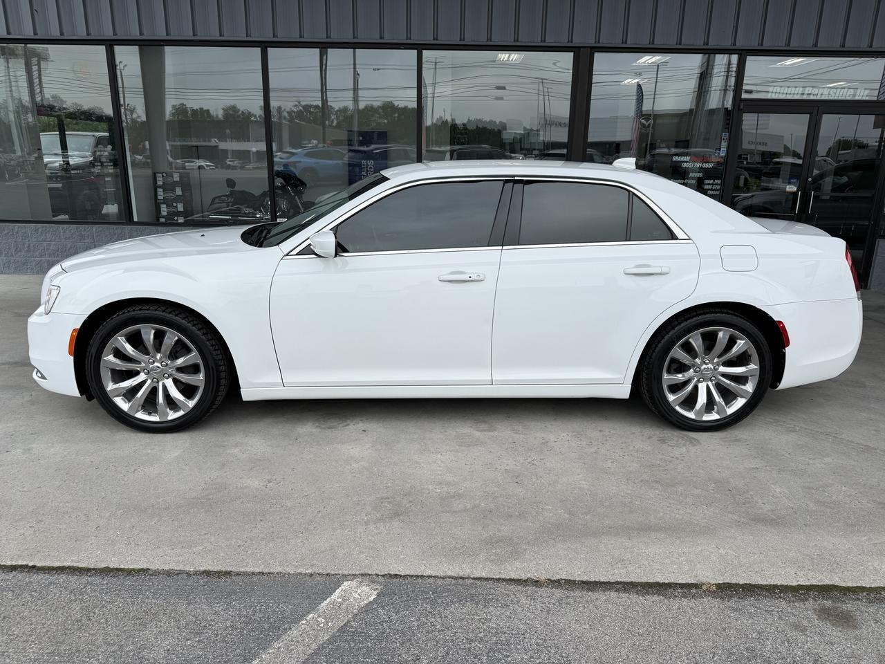 2019 Chrysler 300 Touring L Knoxville TN