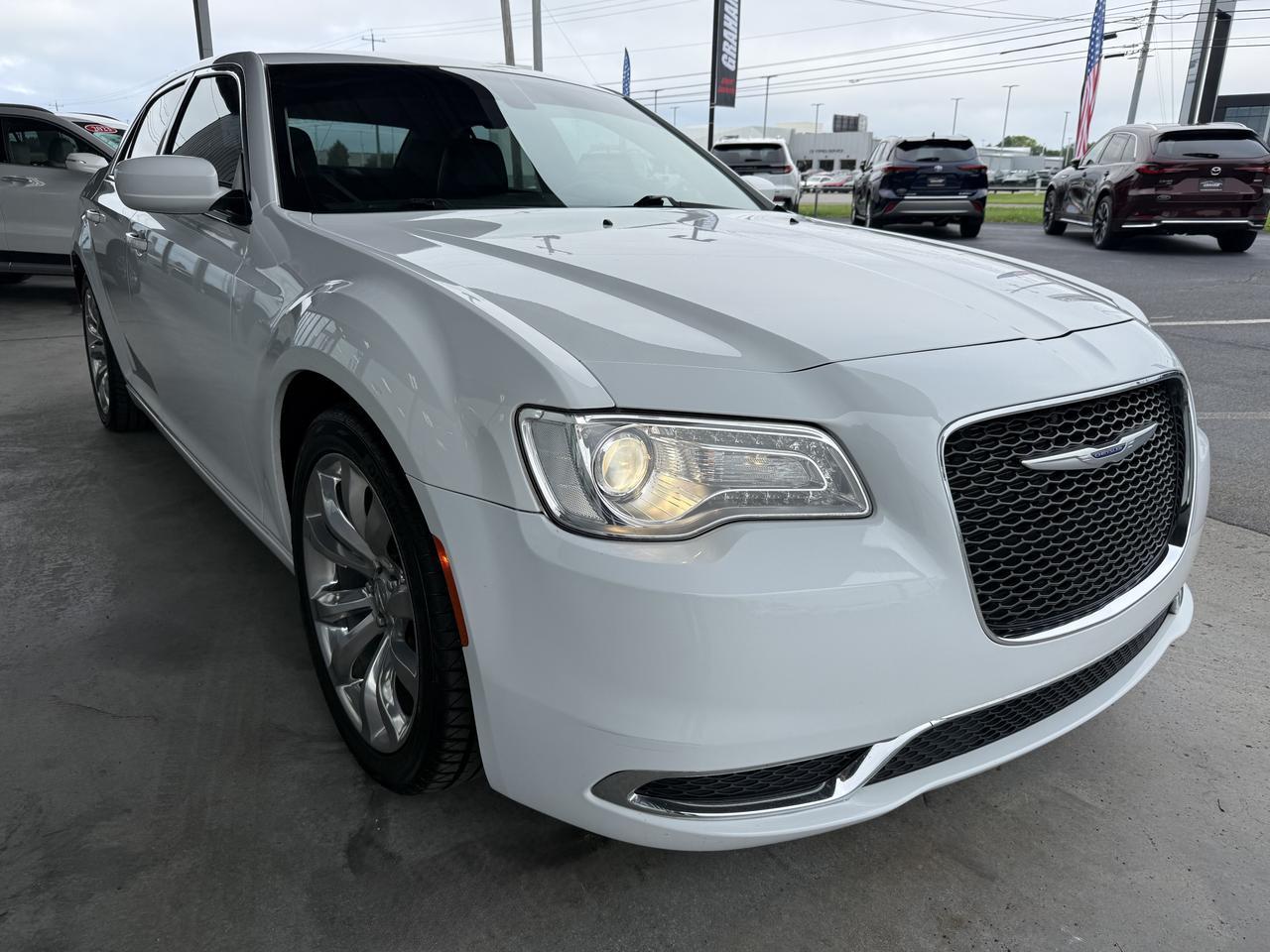 2019 Chrysler 300 Touring L Knoxville TN
