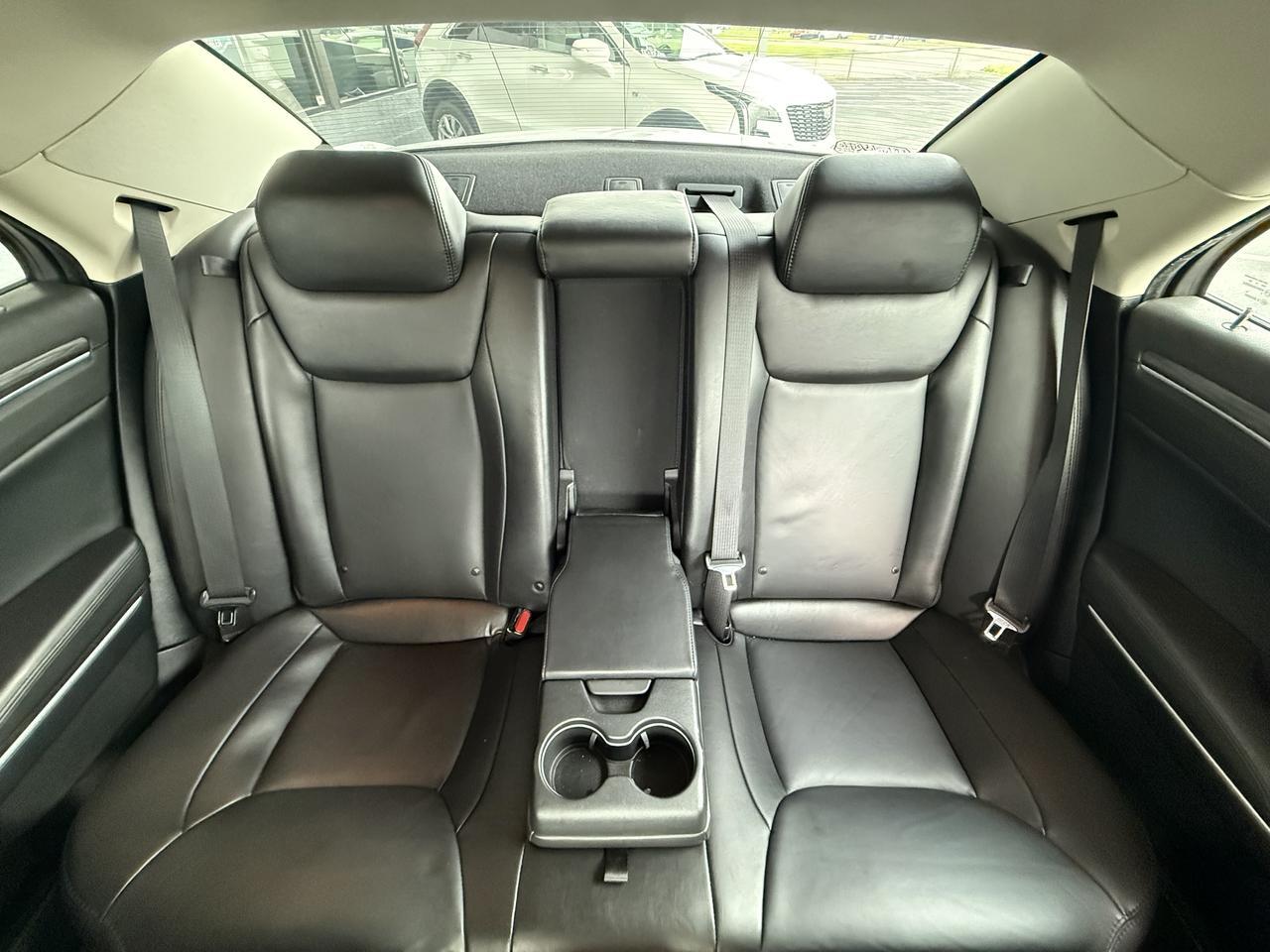 2019 Chrysler 300 Touring L Knoxville TN