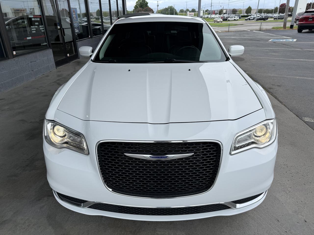 2019 Chrysler 300 Touring L Knoxville TN