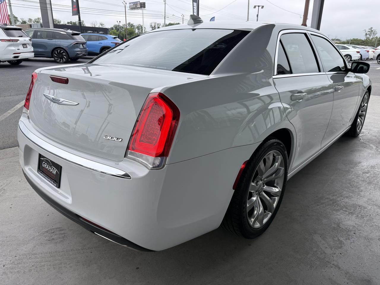 2019 Chrysler 300 Touring L Knoxville TN