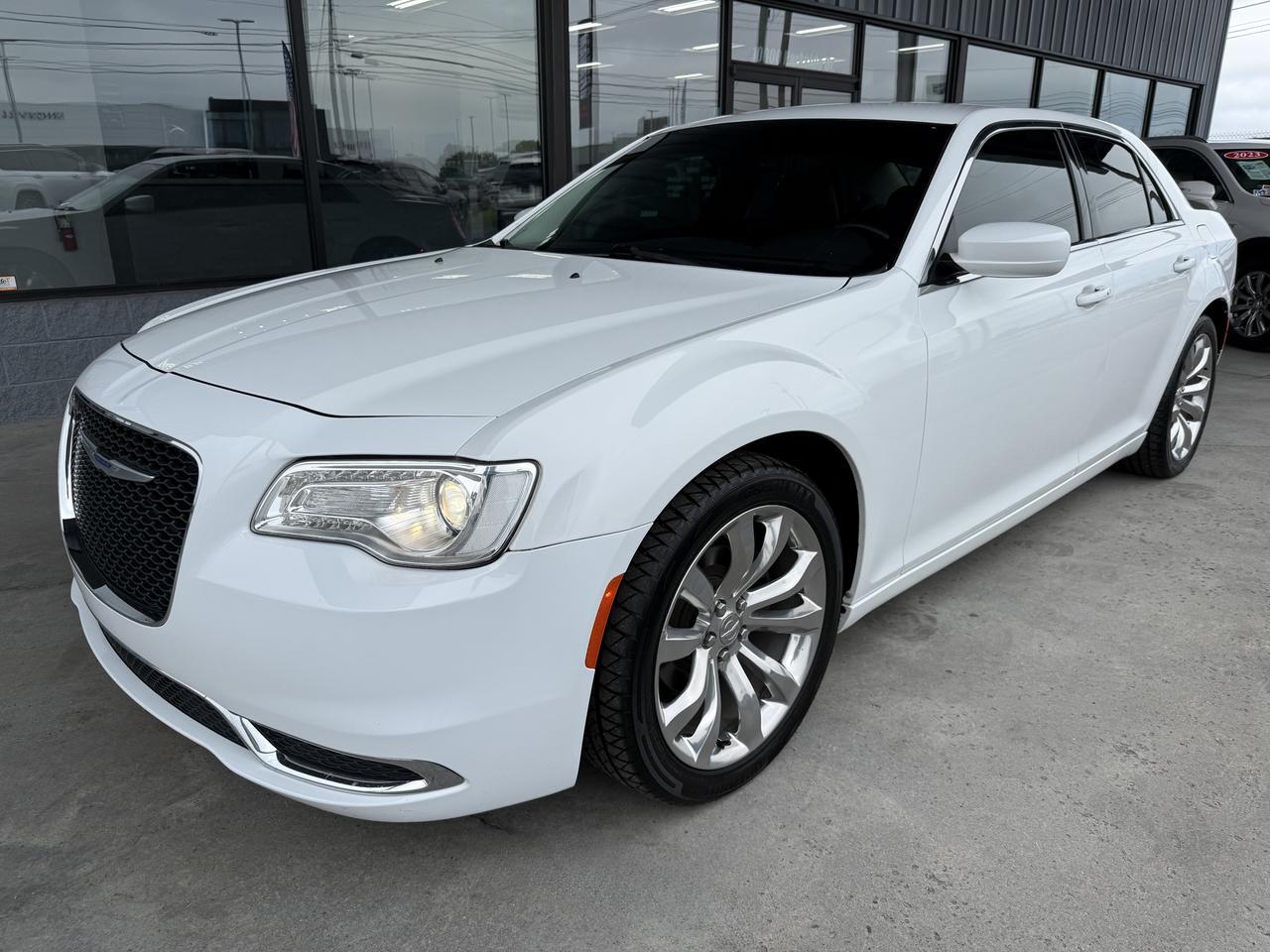 2019 Chrysler 300 Touring L