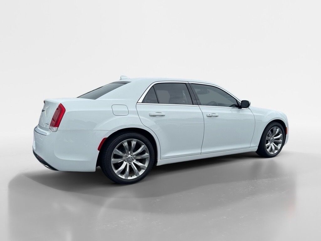 2019 Chrysler 300 Touring Morristown TN