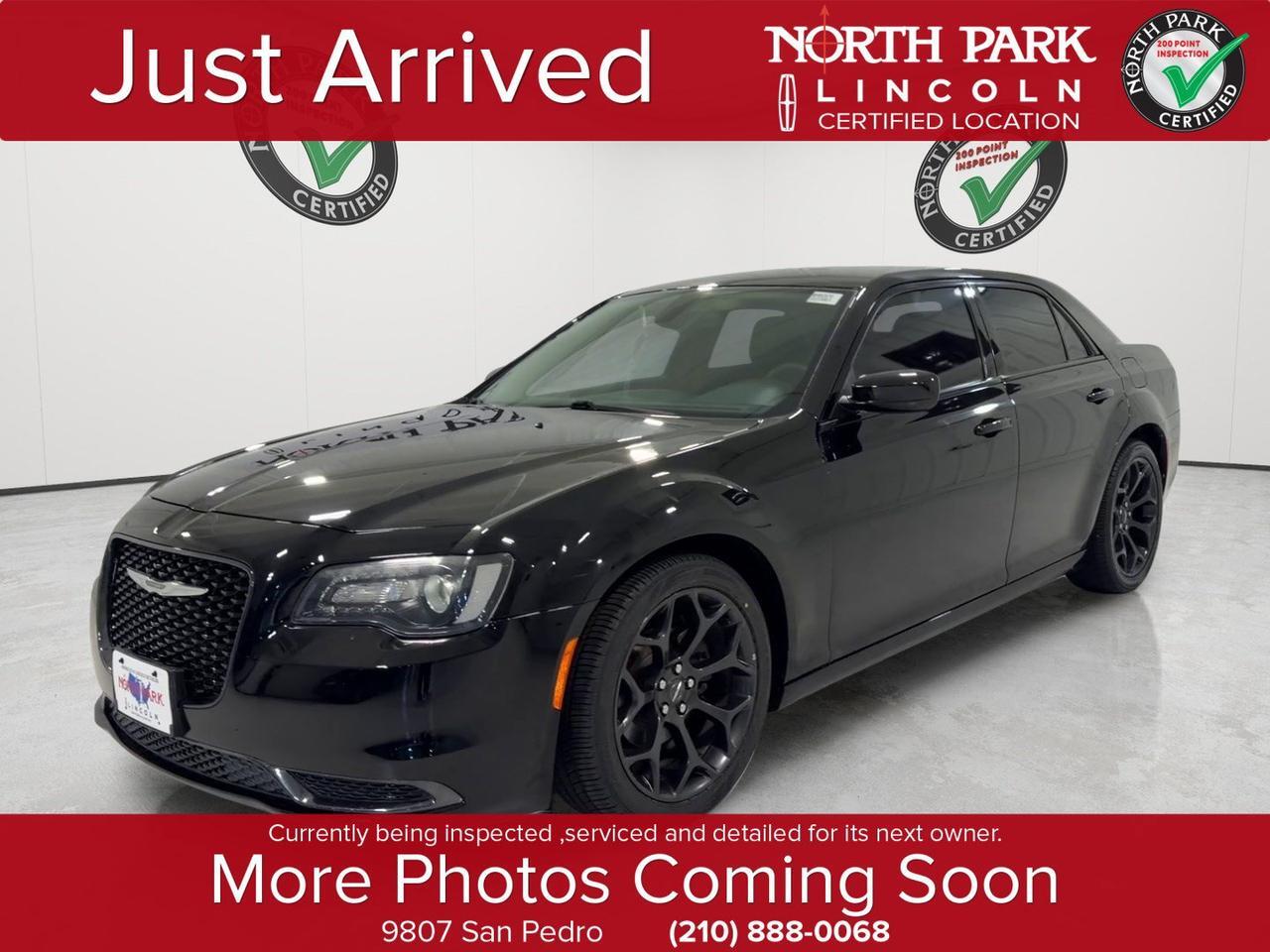 2019 Chrysler 300 Touring