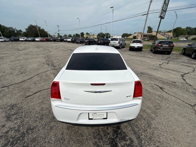 2019 Chrysler 300 Touring Carbondale IL