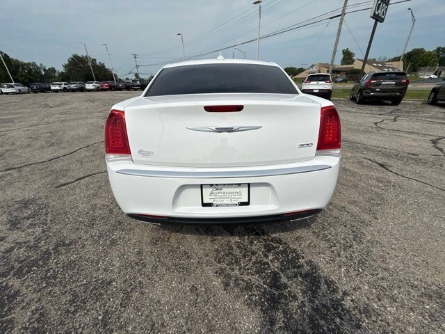 2019 Chrysler 300 Touring Carbondale IL