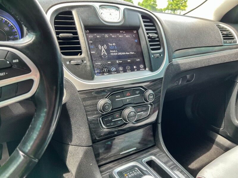 2019 Chrysler 300 Touring Wilmington NC